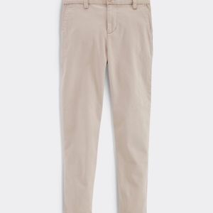 Boys Vineyard Vines performance/golf pants with adjustable waist.